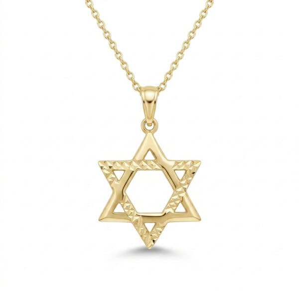 שרשרת ותליון מגן דוד מזהב 14K עם חריטות לייזר חלקי