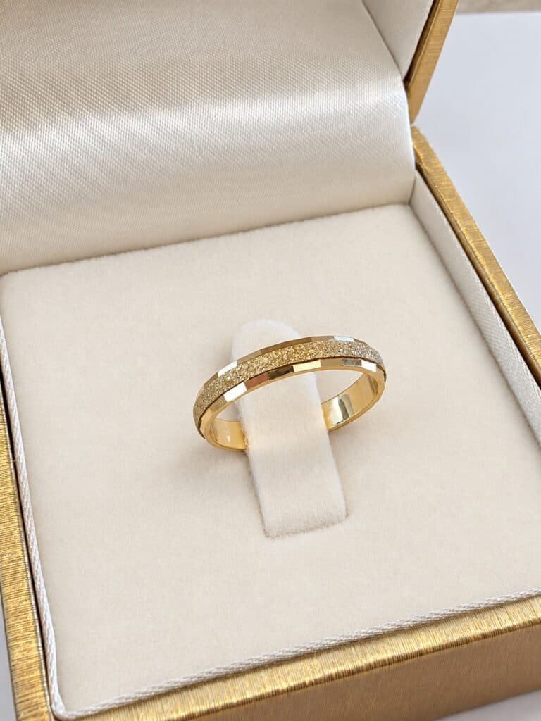 טבעת נישואין זהב 14k – R146